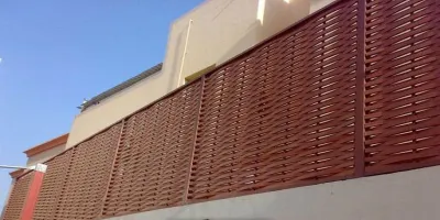 سواتر خشبية