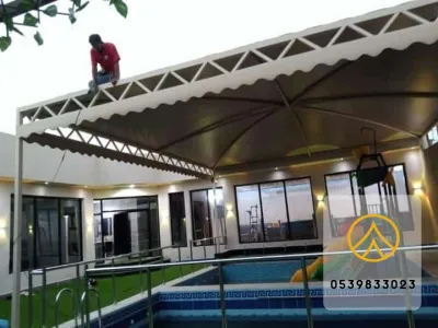 مظلات مسابح