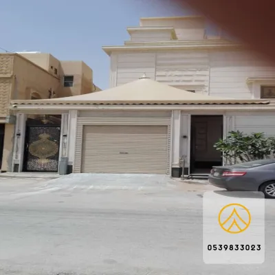 مظلات هرمية