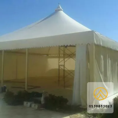 مظلات هرمية